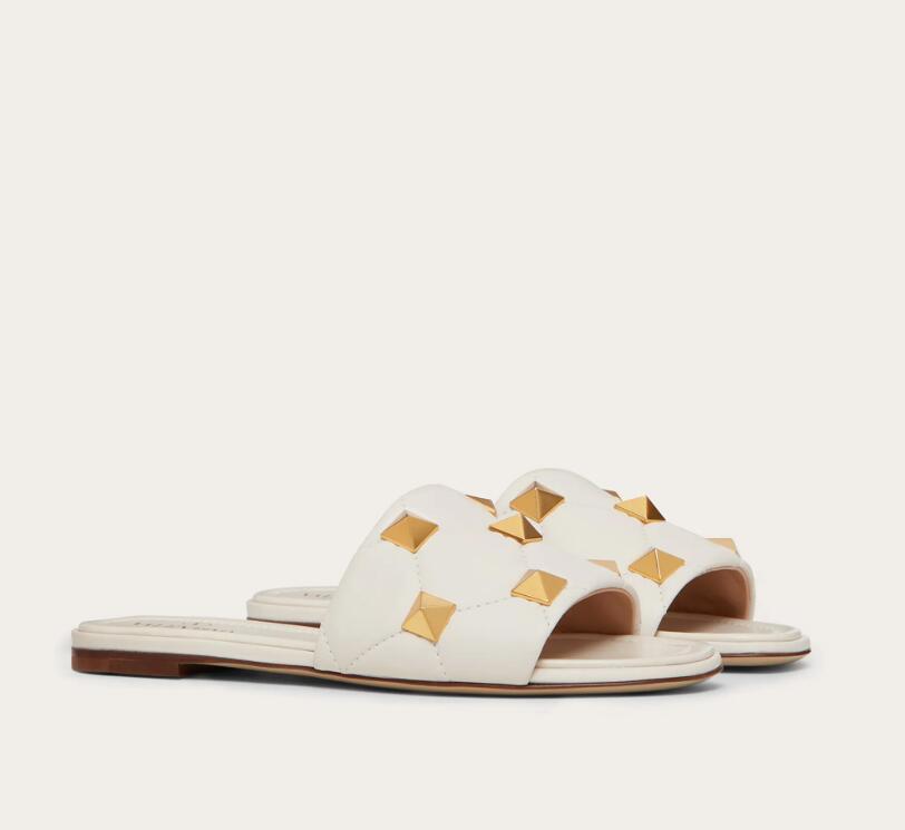 valentinosummer brand roman stud slide sandals women pattern leather lady casual slip on slipper flats black white pink blue ncs
valentinosummer brand roman stud slide sandals women pattern leather lady casual slip on slipper flats black white pink blue ncs