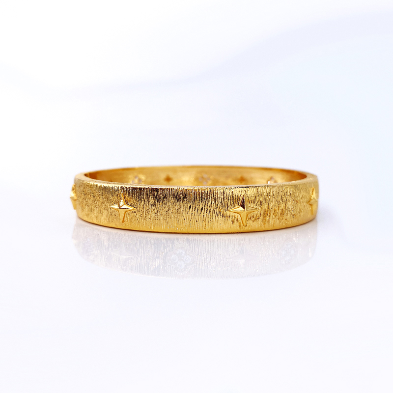 Classic Design Bridal Wedding Bangle Woman Copper Zircon Flower Stars Love Gold Bracelet For Women Personalized Fashion Charm Jewelry Wholesale 2 Colors
Classic Design Bridal Wedding Bangle Woman Copper Zircon Flower Stars Love Gold Bracelet For Women Personalized Fashion Charm Jewelry Wholesale 2 Colors