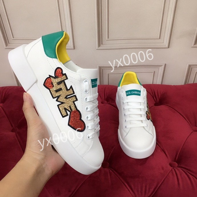 2022 Designers Tennis canvas Luxurys Shoe 35-41 Beige Blue washed jacquard denim Women Shoes Rubber sole Embroidered Vintage casual hc200902, Choose the color
2022 Designers Tennis canvas Luxurys Shoe 35-41 Beige Blue washed jacquard denim Women Shoes Rubber sole Embroidered Vintage casual hc200902, Choose the color