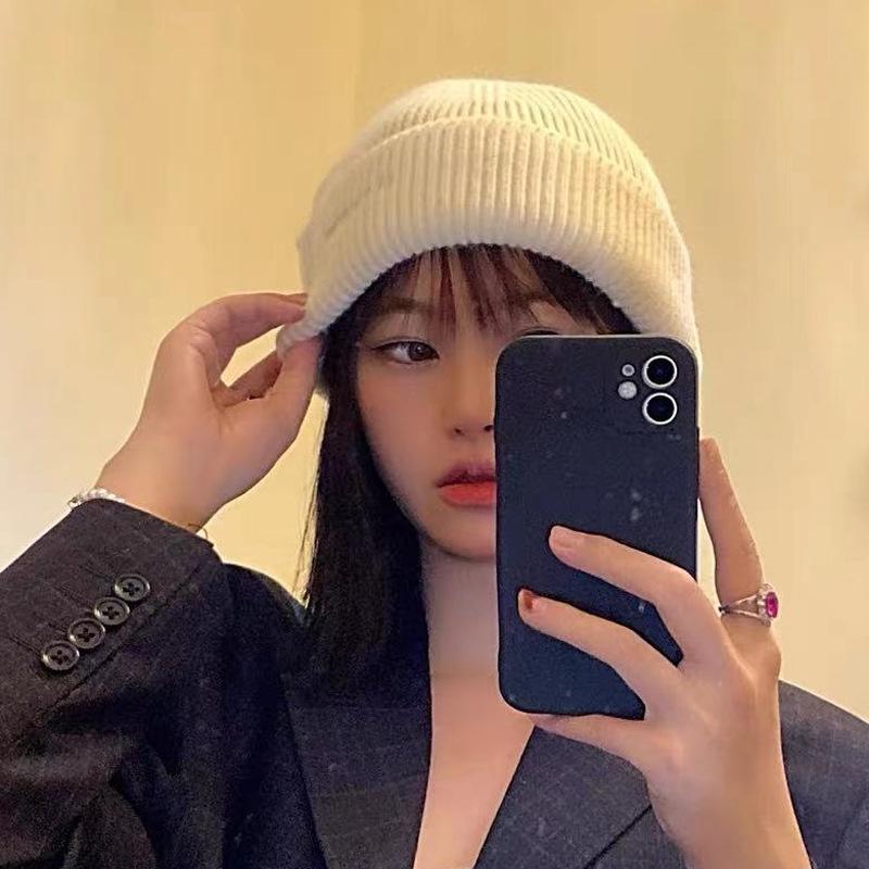 Beanies Warm Ear Protection Letter Embroidery Knitted Hat Autumn And Winter Show Face Small Woolen Dome Korean Curled Cold
Beanies Warm Ear Protection Letter Embroidery Knitted Hat Autumn And Winter Show Face Small Woolen Dome Korean Curled Cold