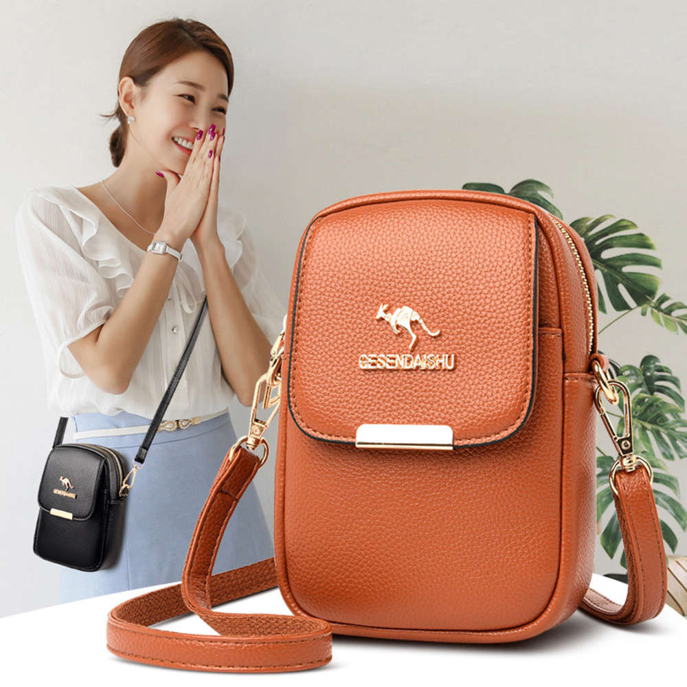 Gerson Kangaroo Bag Three Layer Women's 2021 Middle Aged Mother Mobile Phone Bag Mini Msenger, Yellow
Gerson Kangaroo Bag Three Layer Women's 2021 Middle Aged Mother Mobile Phone Bag Mini Msenger, Yellow