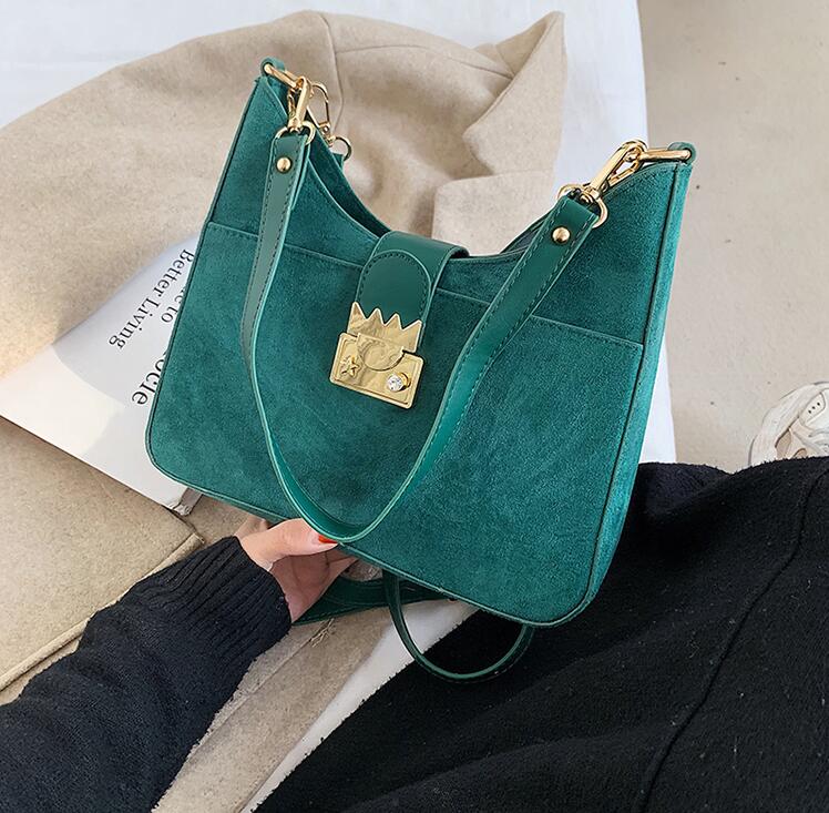 Factory outlet women bag fashionable winter frosted leather underarm handbag Joker leatheres messenger handbags vintage leathers shoulder bags
Factory outlet women bag fashionable winter frosted leather underarm handbag Joker leatheres messenger handbags vintage leathers shoulder bags