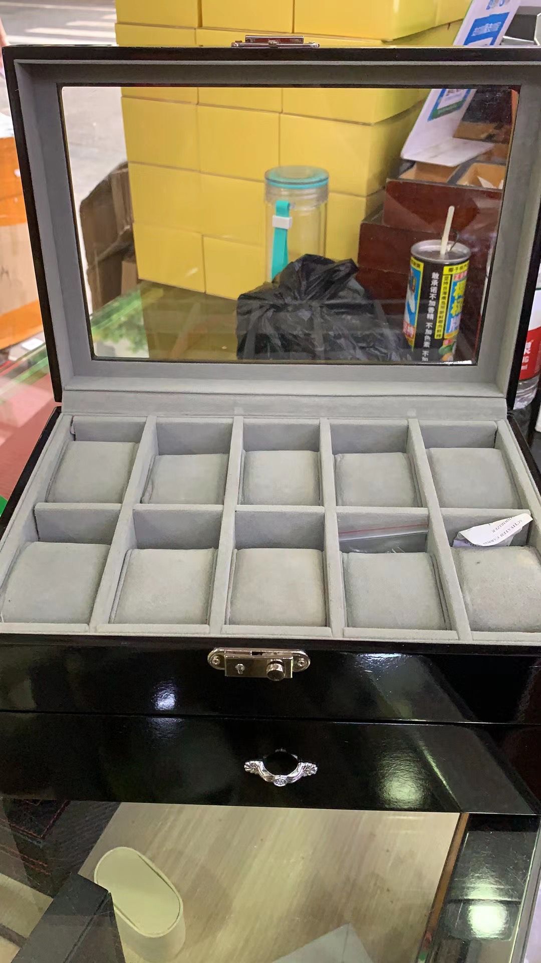 accessories box watch winder black woodes case for 20 rotator watches 20 storage movement ratator boxes winder Watch Clock box
accessories box watch winder black woodes case for 20 rotator watches 20 storage movement ratator boxes winder Watch Clock box