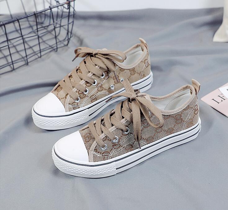Spring Women's canvas shoes GD letter embroidered cloth shoes versatile casual board shoes half lazy shoe, W1
Spring Women's canvas shoes GD letter embroidered cloth shoes versatile casual board shoes half lazy shoe, W1