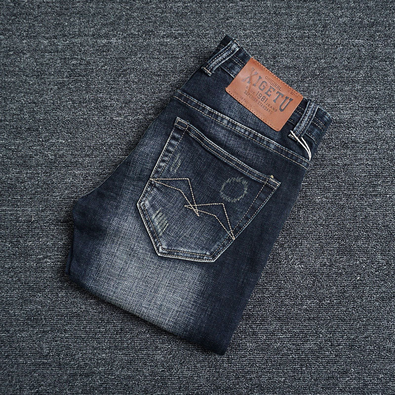 2021 New Italian Style Fashion Top Quality Black Blue Color Slim Fit Ripped Streetwear Hip Hop Vintage Designer Jeans Men Q1w2
2021 New Italian Style Fashion Top Quality Black Blue Color Slim Fit Ripped Streetwear Hip Hop Vintage Designer Jeans Men Q1w2
