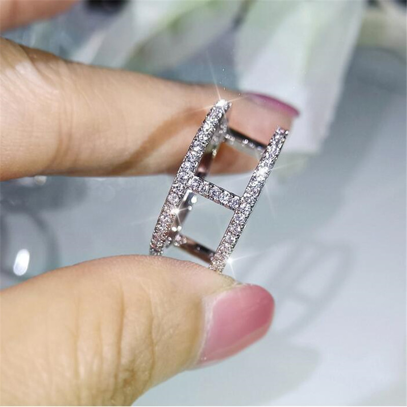 Ins Top Selling New Arrival Simple Fashion Jewelry 925 Sterling Silver White Sapphire Party CZ Diamond Gemstone Women Wedding Band Ring Gift