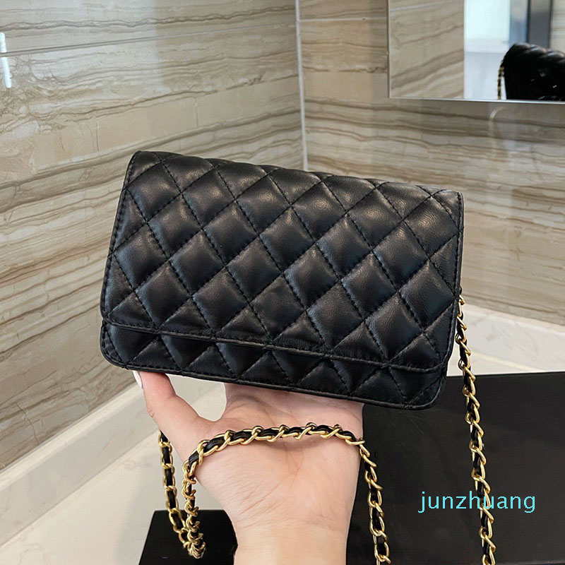 Designer- Women bags Ladies CrossBody Shoulder Bags Organizer Wallet Chain Card Holder Interwoven Mini Flap 20cm, Black
Designer- Women bags Ladies CrossBody Shoulder Bags Organizer Wallet Chain Card Holder Interwoven Mini Flap 20cm, Black