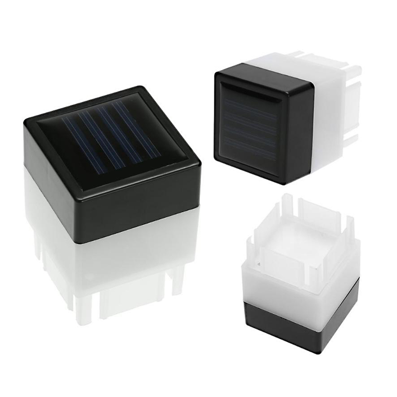 Solar Fence Lamps LED Outdoor Post Lights Waterproof Cap Light for Wrought Iron Fencing Front Yard Backyards Gate Landscaping Lighting