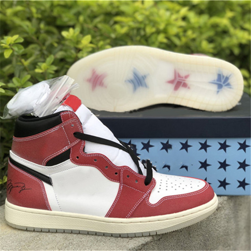 Trophy Room x 1 OG SP Mens Basketball Shoes Released 1s White Black Varsity Red Sail Sneakers
Trophy Room x 1 OG SP Mens Basketball Shoes Released 1s White Black Varsity Red Sail Sneakers