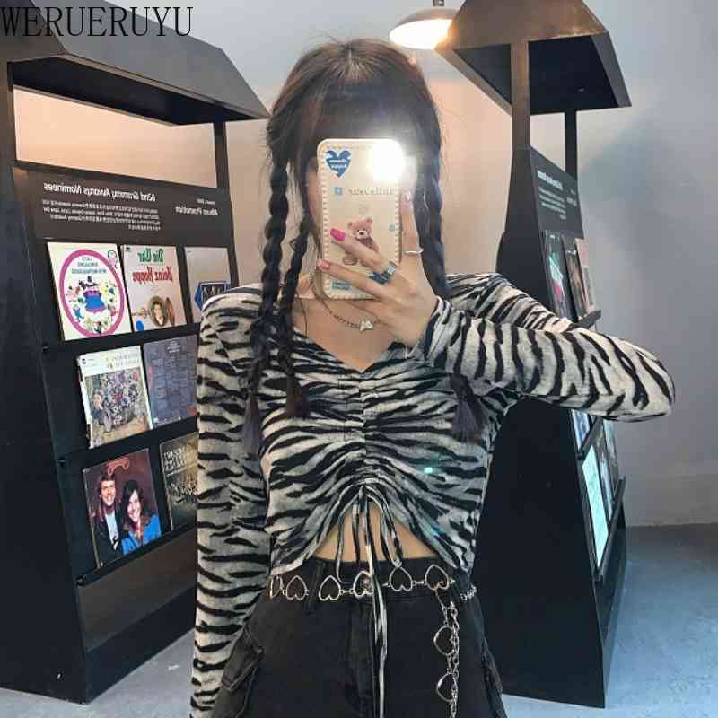 WERUERUYU fashion sexy Leopard V-neck t-shirt women long sleeve top club party night Tee shirts 210608, Photo color
WERUERUYU fashion sexy Leopard V-neck t-shirt women long sleeve top club party night Tee shirts 210608, Photo color