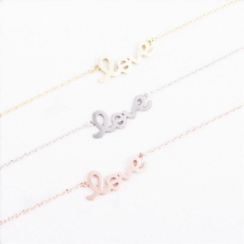 Fashion shapes of letters Gold-color LOVE plated Necklace Pendant Necklace for women gift Wholesale
Fashion shapes of letters Gold-color LOVE plated Necklace Pendant Necklace for women gift Wholesale