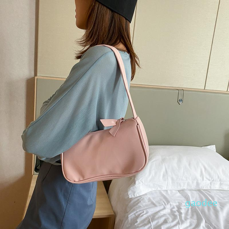 Designer-Waist Bags 2021 Trendy Summer Niche Design Underarm Handbags For Women Solid Color Simple All-match Elegant Messenger Shoulder Bags, Sky blue
Designer-Waist Bags 2021 Trendy Summer Niche Design Underarm Handbags For Women Solid Color Simple All-match Elegant Messenger Shoulder Bags, Sky blue