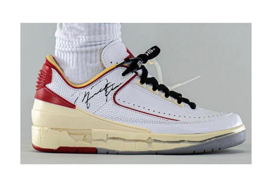 2 low white va rsity red men basketball shoes black royal blue 2s trainers sports outdoor bluegrey skateboard blue sneakers with box dj4375106, Dj4375-106
2 low white va rsity red men basketball shoes black royal blue 2s trainers sports outdoor bluegrey skateboard blue sneakers with box dj4375106, Dj4375-106
