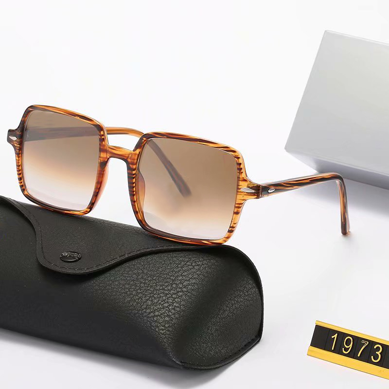 New Square frame suanglasses Womens Mens Sunglasses The light color lenses UV380 eyeglasses Men's summer glasses with box
New Square frame suanglasses Womens Mens Sunglasses The light color lenses UV380 eyeglasses Men's summer glasses with box