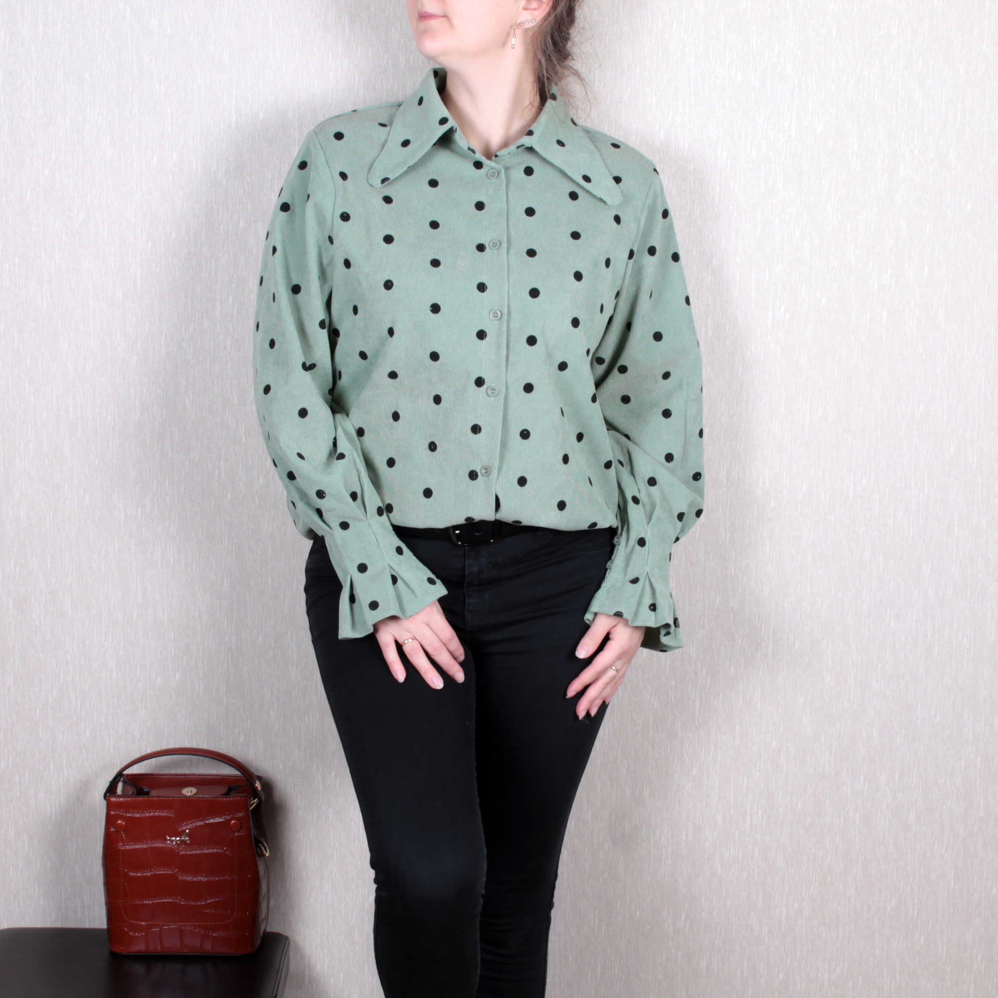 S-2XL Corduroy Winter Jacket Women Autumn Lapel Single-breasted Polka Dot Long Sleeve Shirt Female Blouse Coat Plus Size 210601