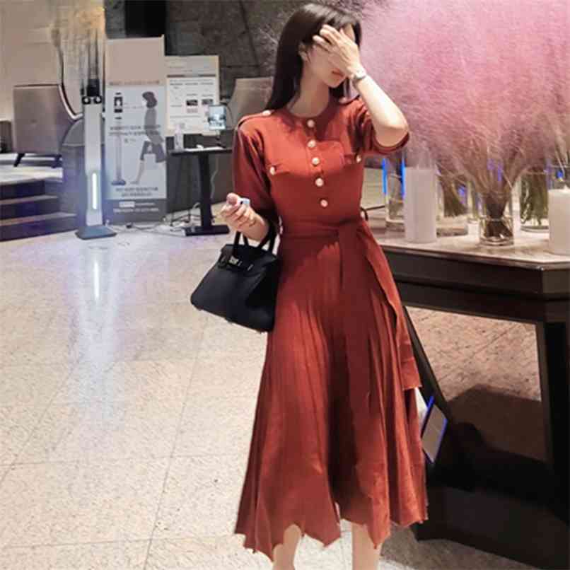 Simple Elegant Solid Single Breasted Stretch Knitted Dress Women Summer Fall Puff Sleeve Bottoming Pleated Dresses OL Vestidos 210602, Coral red
Simple Elegant Solid Single Breasted Stretch Knitted Dress Women Summer Fall Puff Sleeve Bottoming Pleated Dresses OL Vestidos 210602, Coral red