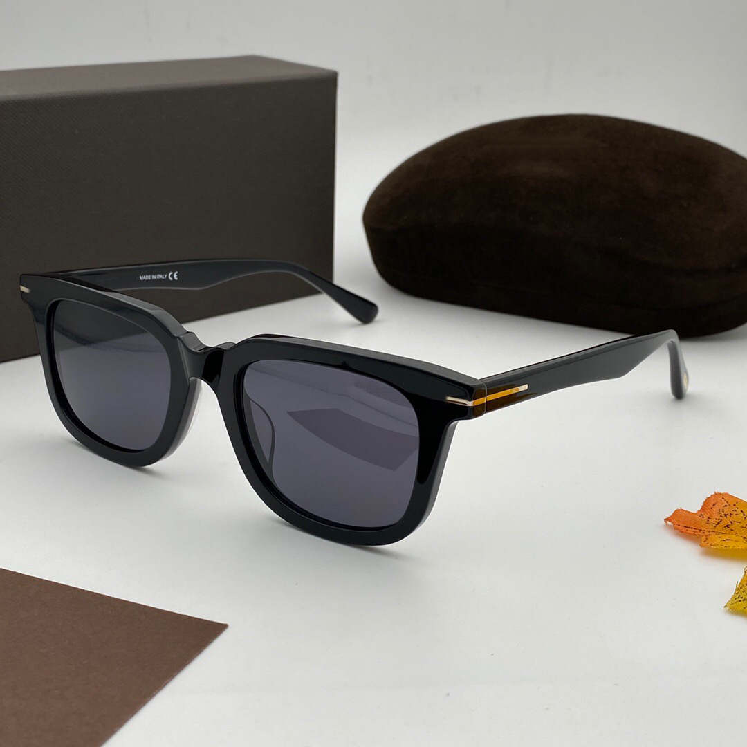 Womens Sunglasses For Women Men Sun Glasses Mens 817 Fashion Style Protects Eyes UV400 Lens Top Quality With Case
Womens Sunglasses For Women Men Sun Glasses Mens 817 Fashion Style Protects Eyes UV400 Lens Top Quality With Case