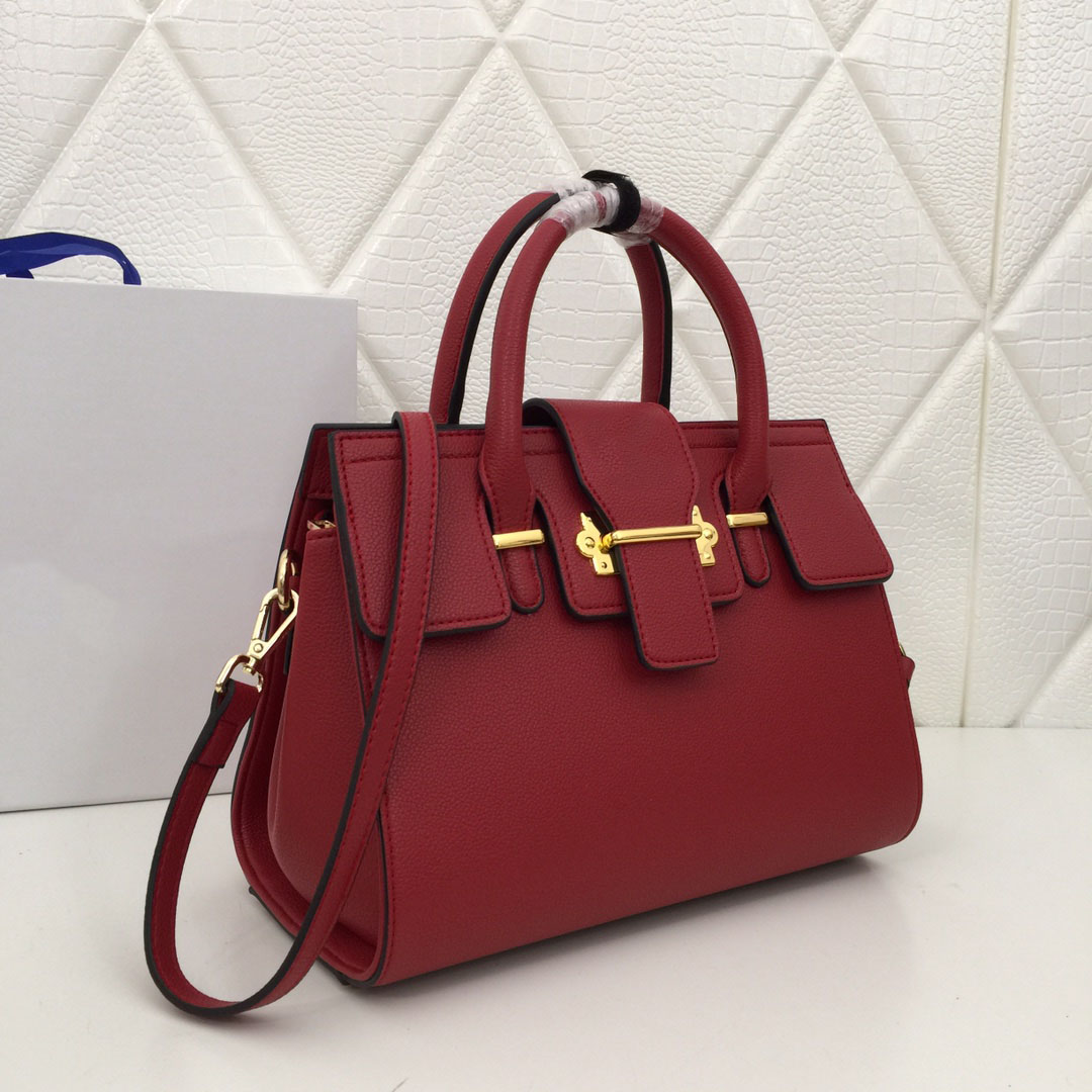 Trendy fashion lady messenger bag high quality large capacity multi-functional leather retro charm Business Practical handbag, Customize
Trendy fashion lady messenger bag high quality large capacity multi-functional leather retro charm Business Practical handbag, Customize