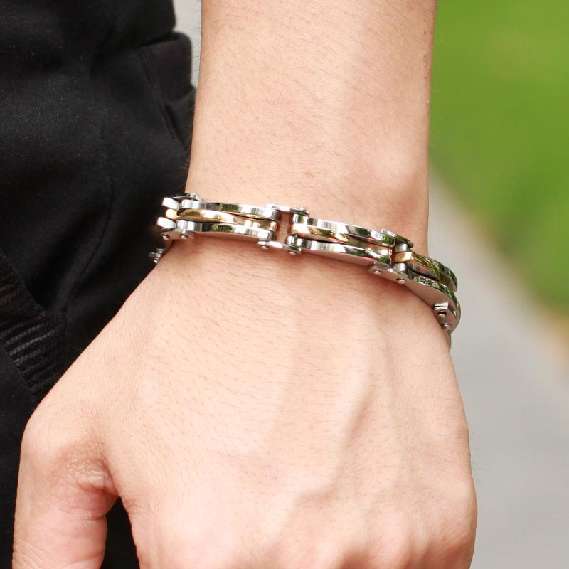Charm Bracelets Europe And America Trend Bracelet For Men Stainless Steel Between Gold 54G 22Cm Fashion Personality Diamond Texture Jewelry
Charm Bracelets Europe And America Trend Bracelet For Men Stainless Steel Between Gold 54G 22Cm Fashion Personality Diamond Texture Jewelry