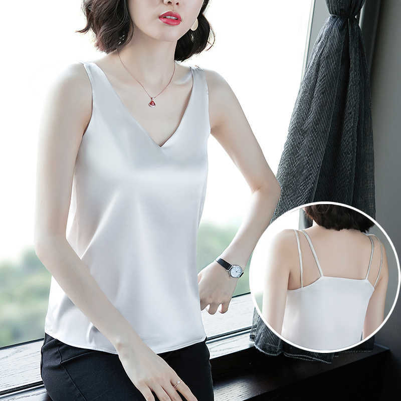 Korean Silk Women Camis Woman Satin Silk Tank Tops Women Elastic Strap Halter Top Woman Sleeveless V Neck Camis Top Plus Size 210625