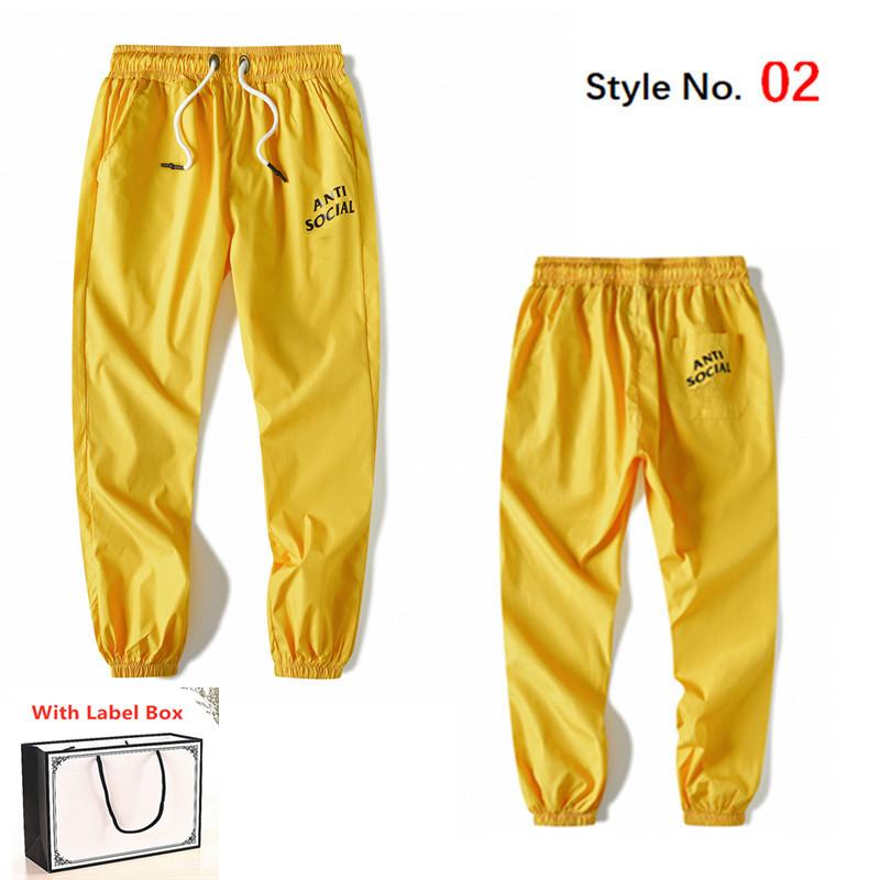 Summer Mens Pants High Street Pants for Men Reflective Sweatpants Casual Mens Hip Hop Camo Streetwear Camo high-quality With Box, 1pcs button
Summer Mens Pants High Street Pants for Men Reflective Sweatpants Casual Mens Hip Hop Camo Streetwear Camo high-quality With Box, 1pcs button