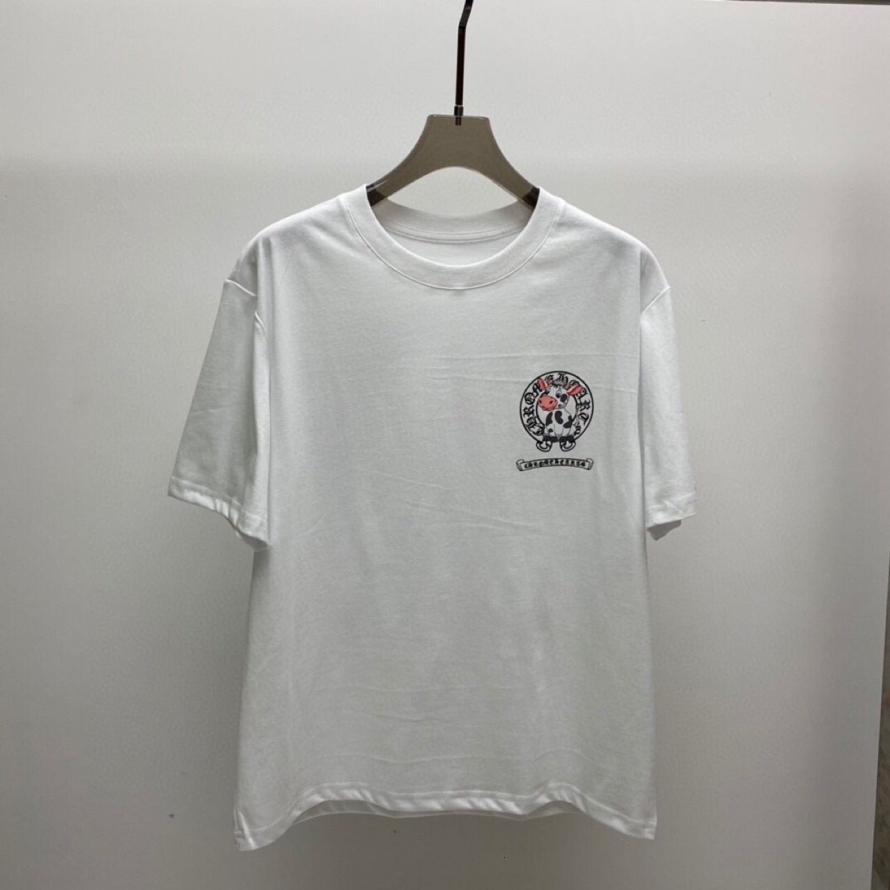 t shirt 2021 summer front and back sanskrit cow print short sleeve crew neck casual, White;black
t shirt 2021 summer front and back sanskrit cow print short sleeve crew neck casual, White;black