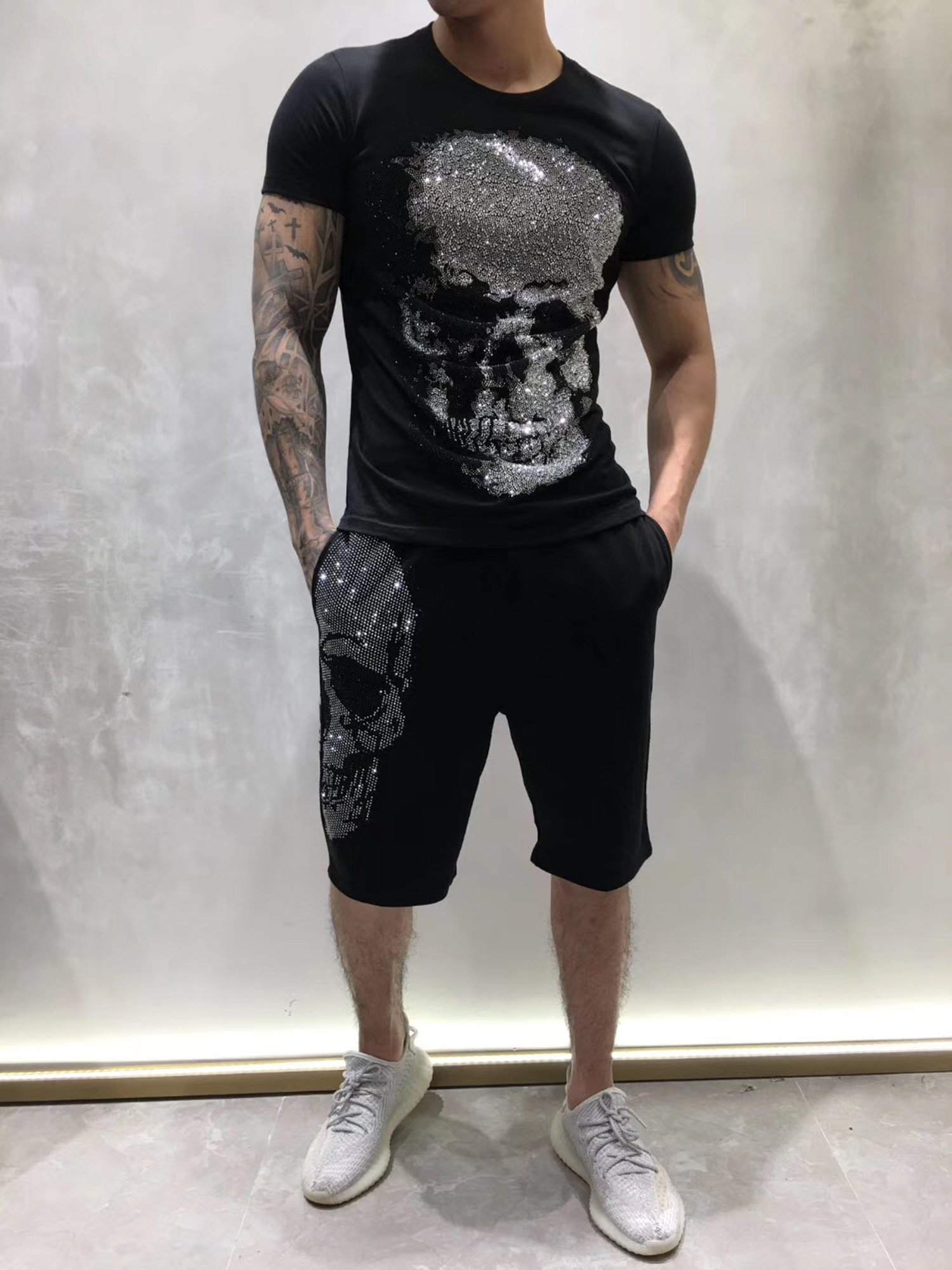 Summer Mens Designer German Rock Punk Fashion Style Diamond Big Skull T shirt Brand Clothing T-shirts High Quality Hip Hop Tees, Customize
Summer Mens Designer German Rock Punk Fashion Style Diamond Big Skull T shirt Brand Clothing T-shirts High Quality Hip Hop Tees, Customize