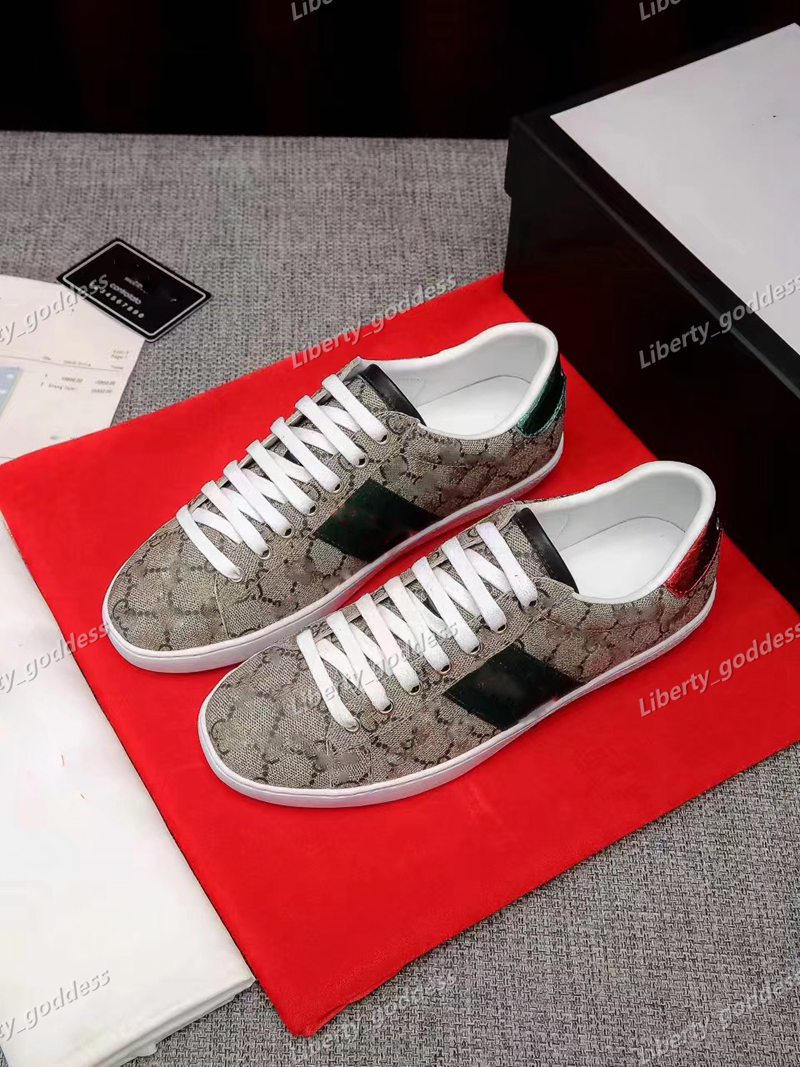2021 New classic Black Red Bottom Mens Womens Design Shoes Low-Top Casual Flat Outdoor Zapatillas Driving Sneakers size 35-46 
2021 New classic Black Red Bottom Mens Womens Design Shoes Low-Top Casual Flat Outdoor Zapatillas Driving Sneakers size 35-46