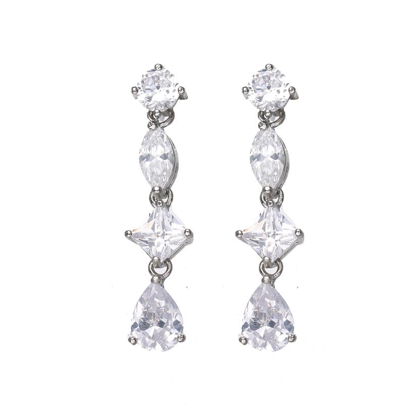 Stud Bettyue Fashion Charming Geometry Shape Long Earring For Women&Girls Elegant Zirconia Jewelry Party Fancy Gift
Stud Bettyue Fashion Charming Geometry Shape Long Earring For Women&Girls Elegant Zirconia Jewelry Party Fancy Gift