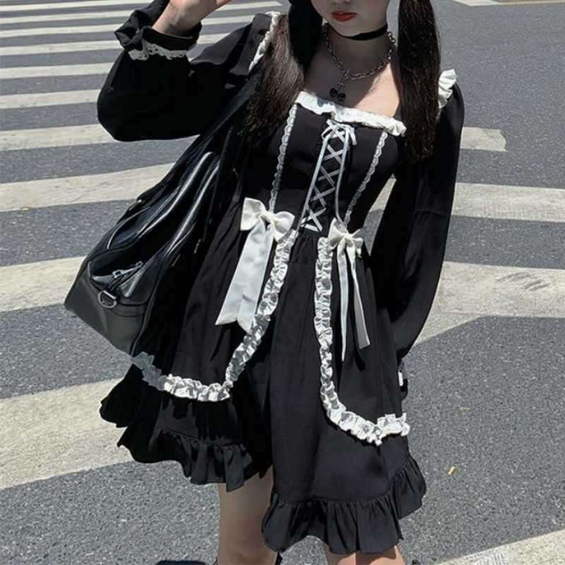 Japanese Lolita Dres Black Kawaii Ruffles Bows Full Sleeves Mini Soft Girl Cosplay Costume Autumn 210604
Japanese Lolita Dres Black Kawaii Ruffles Bows Full Sleeves Mini Soft Girl Cosplay Costume Autumn 210604