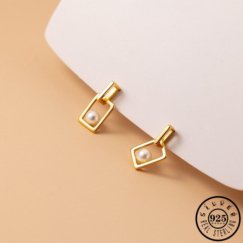 Stud 925 Sterling Silver Geometric Square Shape With White Shell Pearl Gold Color Plated Earrings Jewelry Gifts For Women Ladies, Golden;silver
Stud 925 Sterling Silver Geometric Square Shape With White Shell Pearl Gold Color Plated Earrings Jewelry Gifts For Women Ladies, Golden;silver