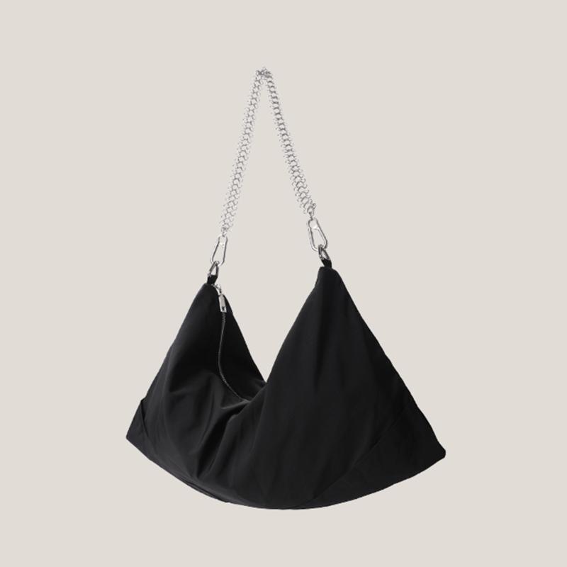 Evening Bags Large Metal Chain Shoulder Bag For Women 2021 Simple Stylish Soft Nylon Crossbody Casual Shopping Purses
Evening Bags Large Metal Chain Shoulder Bag For Women 2021 Simple Stylish Soft Nylon Crossbody Casual Shopping Purses