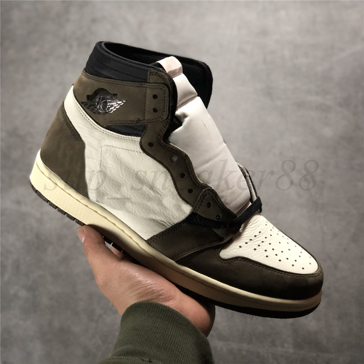 With Box 2021 Womens Mens Jumpman 1 1s Basketball Shoes Mid Atomic Orange Barely Familia Banned High OG Volt Twist Trainers Sneakers, Top quality
With Box 2021 Womens Mens Jumpman 1 1s Basketball Shoes Mid Atomic Orange Barely Familia Banned High OG Volt Twist Trainers Sneakers, Top quality