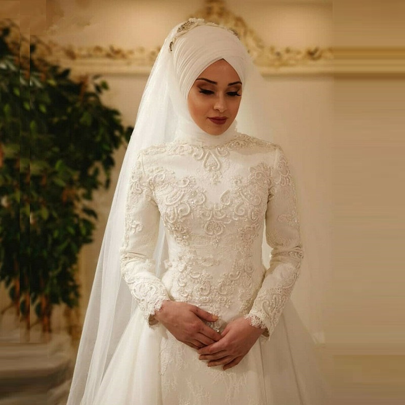 Elegant Satin Wedding Dresses Long Sleeves Lace Bride Gowns Muslim Gown