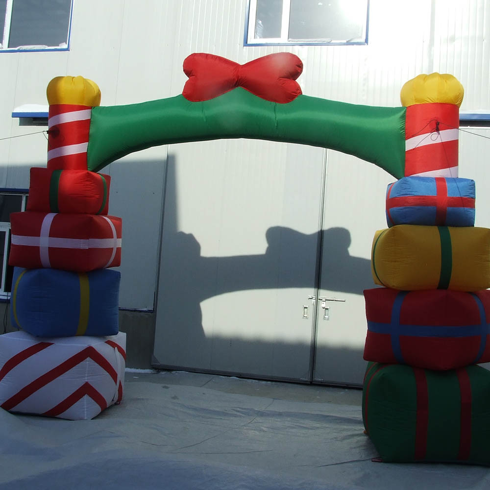 Castle Styled Giant Inflatable Christmas Arch With Pump Gift Box Easy Installing Event Archway For Outdoor Lawn Decoration