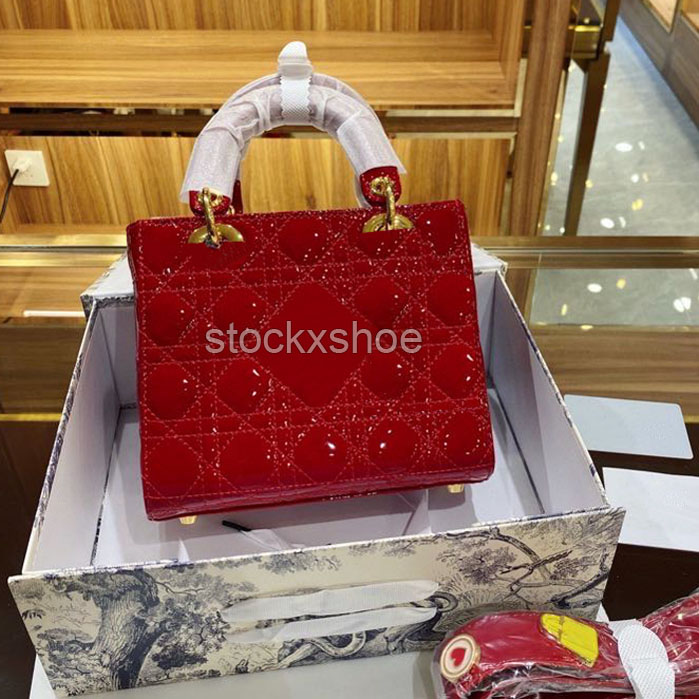 Hot Designer Luxury Handbags Purses Women Shoulder bag Genuine Leather with Fabric Cross-Body Saddle Handbag High Quality Bag Clutch Bags
Hot Designer Luxury Handbags Purses Women Shoulder bag Genuine Leather with Fabric Cross-Body Saddle Handbag High Quality Bag Clutch Bags