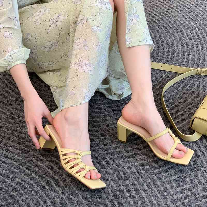 slippers women's slippers korean leather shoes plus size 22-25cm loop complete with summer hollow women's sandals olk5, Black
slippers women's slippers korean leather shoes plus size 22-25cm loop complete with summer hollow women's sandals olk5, Black