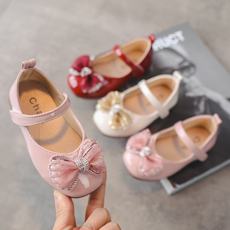 Size 15-30 Princess Dancing Shoes Girls Butterfly Knot Sandals Baby Casual Shoes Children Leather Shoes Kids Breathable Sandals, Black
Size 15-30 Princess Dancing Shoes Girls Butterfly Knot Sandals Baby Casual Shoes Children Leather Shoes Kids Breathable Sandals, Black