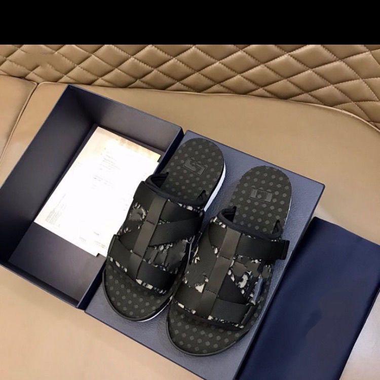 New Men BLACK ALPHA SANDAL IN OBLIQUE JACQUARD summer Men slippers nylon bands comfortable rubber sole scuffs with box size 7-12
New Men BLACK ALPHA SANDAL IN OBLIQUE JACQUARD summer Men slippers nylon bands comfortable rubber sole scuffs with box size 7-12