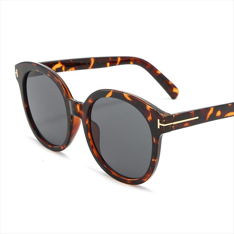 Vintage Cats Eye Sunglasses Women Mens Mirror Sun Glasses Female Fashion Famous Brand Rivet Black Eyewear De Sol, White;black
Vintage Cats Eye Sunglasses Women Mens Mirror Sun Glasses Female Fashion Famous Brand Rivet Black Eyewear De Sol, White;black