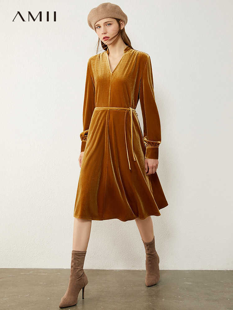 Minimalism Autumn Winter Velvet Dresses For Women Vintage Vneck High Waist Knee-length Female 12040916 210527