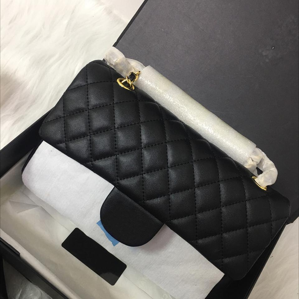 Classic Luxury Designers Bags Fashion Women Sheepskin Leather Handbags Diamond Lattice Chain Crossbody Shoulder Bag Size 25CM Luxurys Purses, Beige
Classic Luxury Designers Bags Fashion Women Sheepskin Leather Handbags Diamond Lattice Chain Crossbody Shoulder Bag Size 25CM Luxurys Purses, Beige