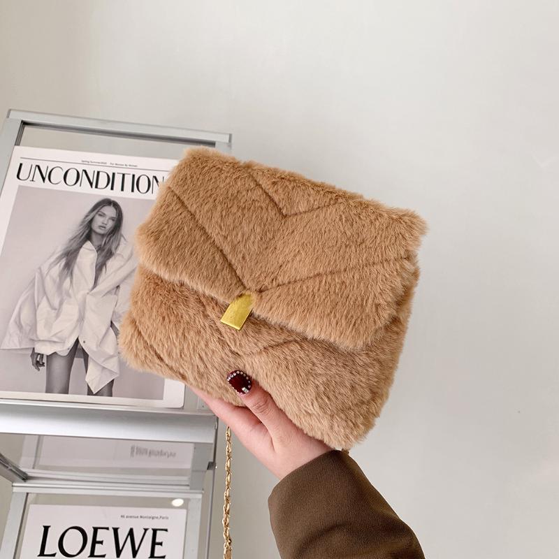 Autumn Winter Women Plush Shoulder Crossbody Bags Fashion Ladies Lattice Pattern Messenger Bags Solid Color Street Tote Handbag, White
Autumn Winter Women Plush Shoulder Crossbody Bags Fashion Ladies Lattice Pattern Messenger Bags Solid Color Street Tote Handbag, White