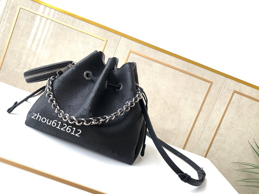 High Quality Genuine Leather Sac Bella Fashion Designers Bucket Bag Soft Cowhide Crossbody Bags Luxury Handbags Women Shoulder Tote Hollow Out Letter, Black
High Quality Genuine Leather Sac Bella Fashion Designers Bucket Bag Soft Cowhide Crossbody Bags Luxury Handbags Women Shoulder Tote Hollow Out Letter, Black