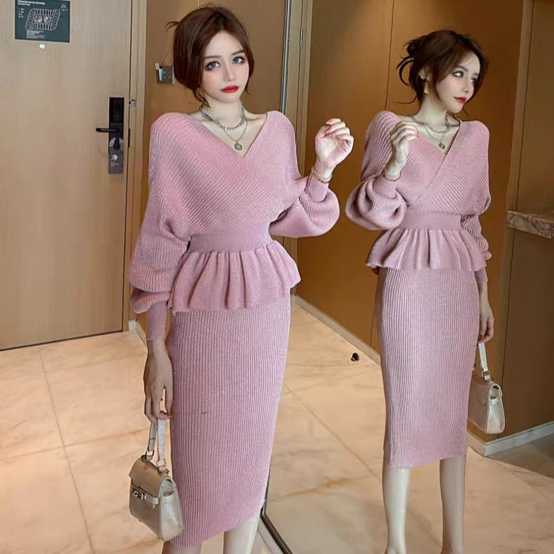 2021 New Fashion Dress Ladies Elegant Solid Color Sexy V-neck Cardigan Knitted Casual Skirt Free Shipping, Black;gray
2021 New Fashion Dress Ladies Elegant Solid Color Sexy V-neck Cardigan Knitted Casual Skirt Free Shipping, Black;gray
