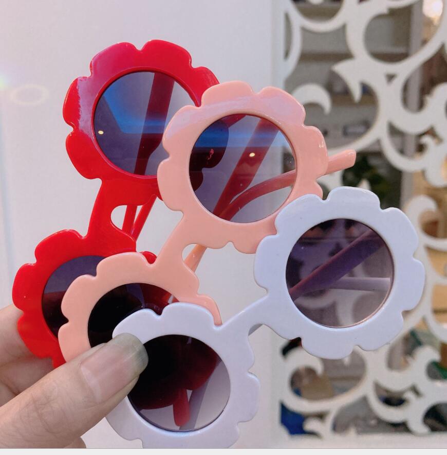 summer spring baby Cute fashion sunglasses kids boys and girls kid Concave style uv vacation sun glasses 2-8 years old Skiing, mountaineering, beaches