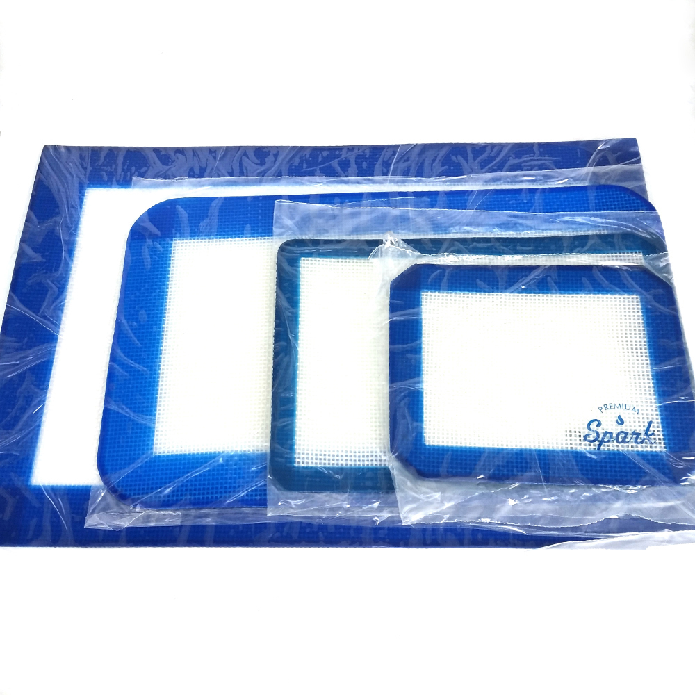 Smoking Silicone Mats Wax Non-Stick Pads Bag Silicon Dry Herb Mat 4 Size Food Grade Baking Pad Heat Insulation Dabber Sheets Dab Rigs
Smoking Silicone Mats Wax Non-Stick Pads Bag Silicon Dry Herb Mat 4 Size Food Grade Baking Pad Heat Insulation Dabber Sheets Dab Rigs