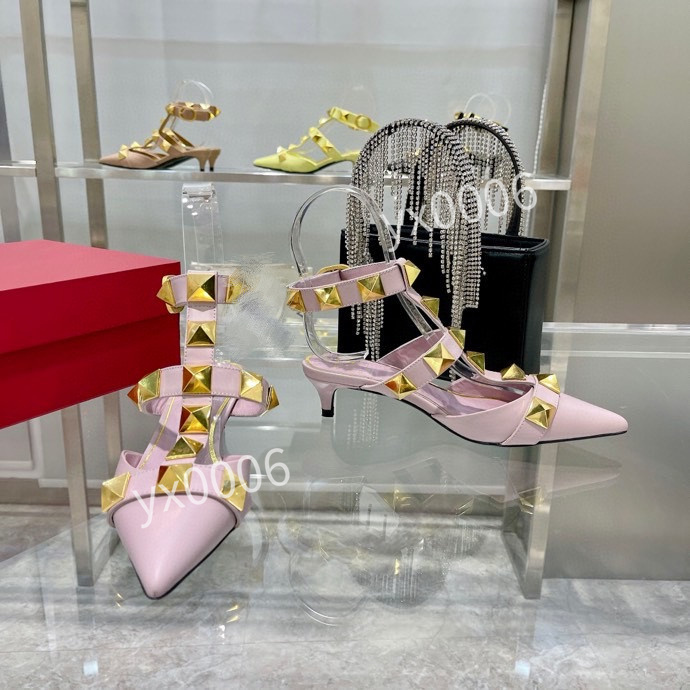2021 luxury Spring 35-42 summer Men's shoes air cushion leisure sports are full of science and technolog yh211226, Choose the color
2021 luxury Spring 35-42 summer Men's shoes air cushion leisure sports are full of science and technolog yh211226, Choose the color