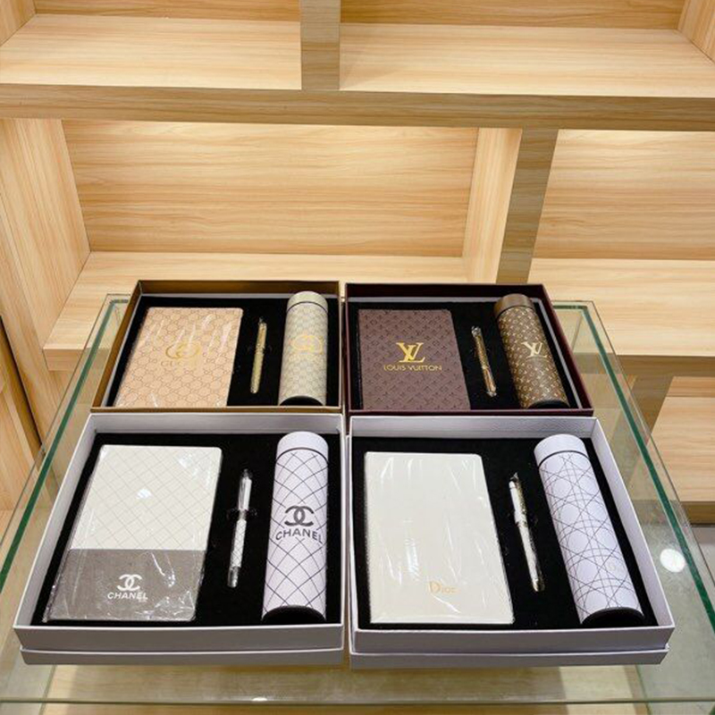 Cases Lv Chanel Guc… - image