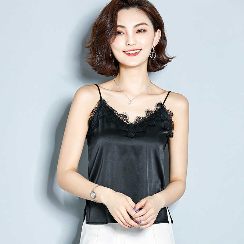 Korean Silk Women Tops Woman Lace V-neck Camisole Satin Tanks Plus Size Sexy Solid Camis Tees Halter 210531